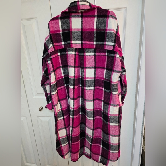 Midi Shacket - Picture 2 of 2